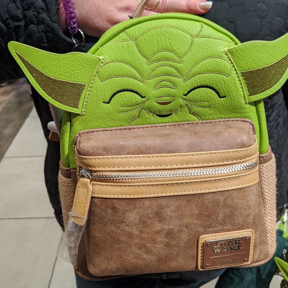 Loungefly yoda backpack